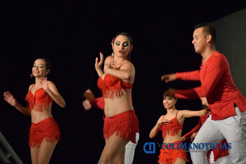 Con ritmos latinos reanuda el programa Noches de Café | Colima Noticias