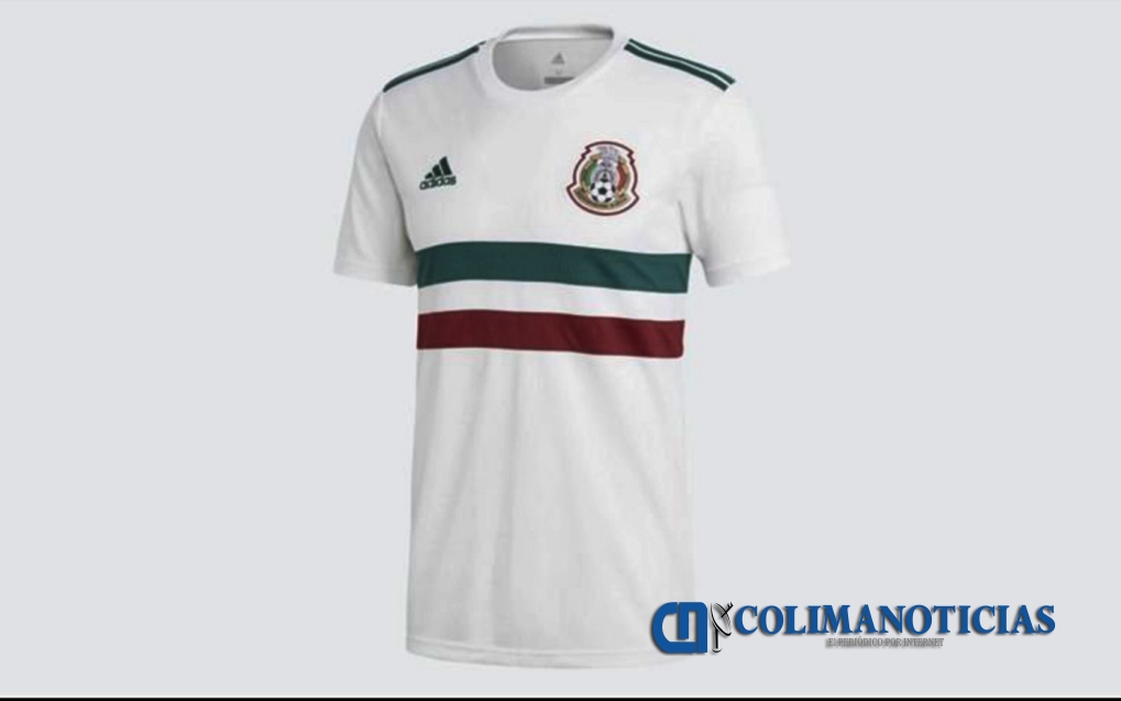 Messi posó con la nueva camiseta alternativa de la Selección