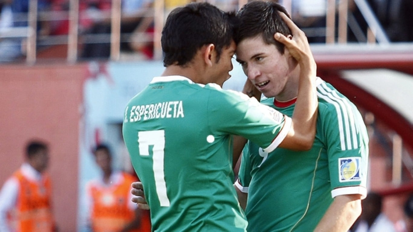 0132_JUNIO2013_MEXICO_SUB20 (Medium)