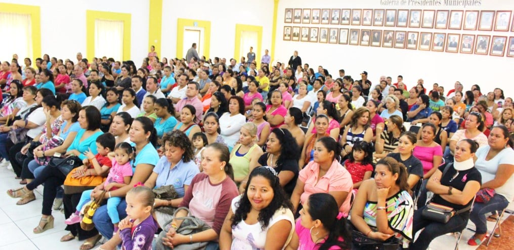 PADRES DE FAMILIA villa de alvarez Kike