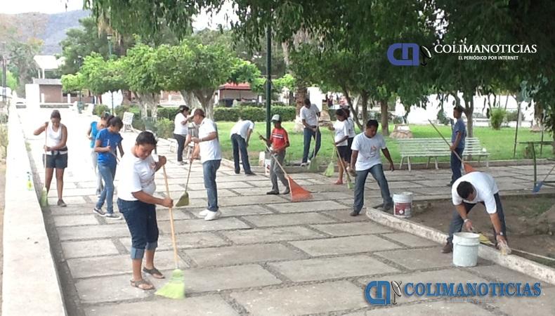 jovenes panistas en brigadas en rincon de lopez