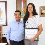kike entrega reconocimiento