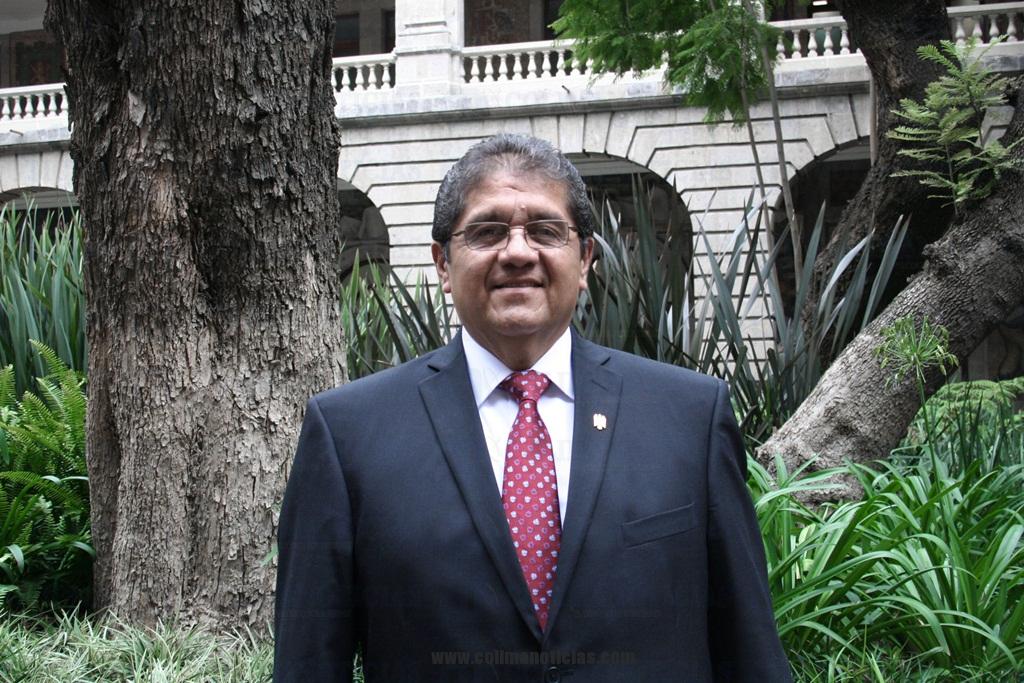 rector eduardo nava