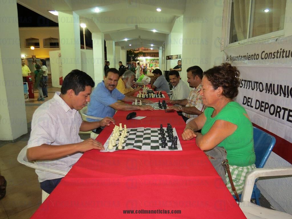 ajedrez en tecoman
