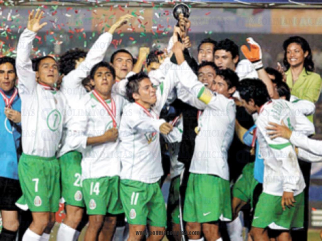0018.OCTUBRE2013_MÉXICO SUB17 CAMPEON2005