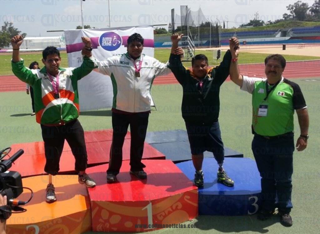 0024.OCTUBRE2013_EDAGAR BARAJAS, ORO EN BALA