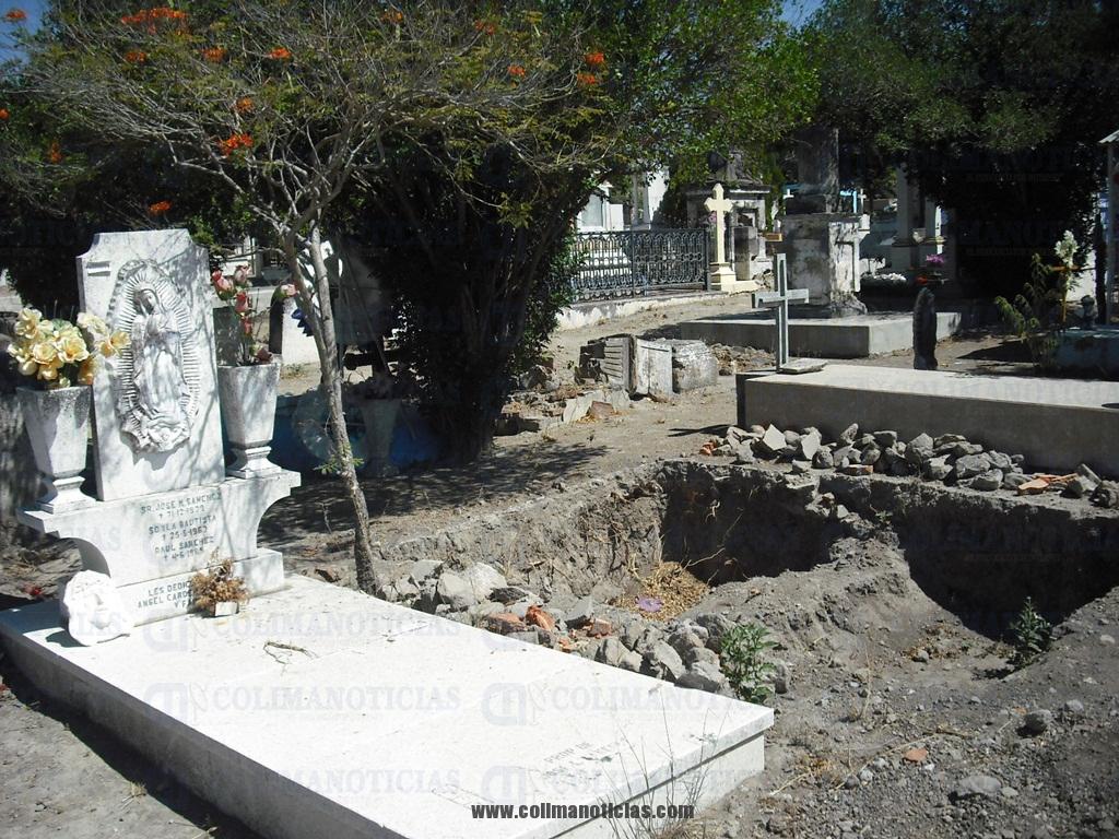 panteon colima 2