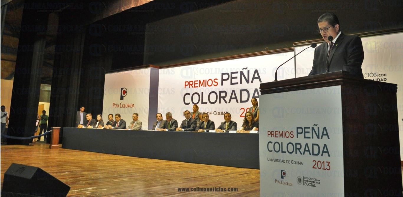Entregan premios Peña Colorada 2013_g (Medium)