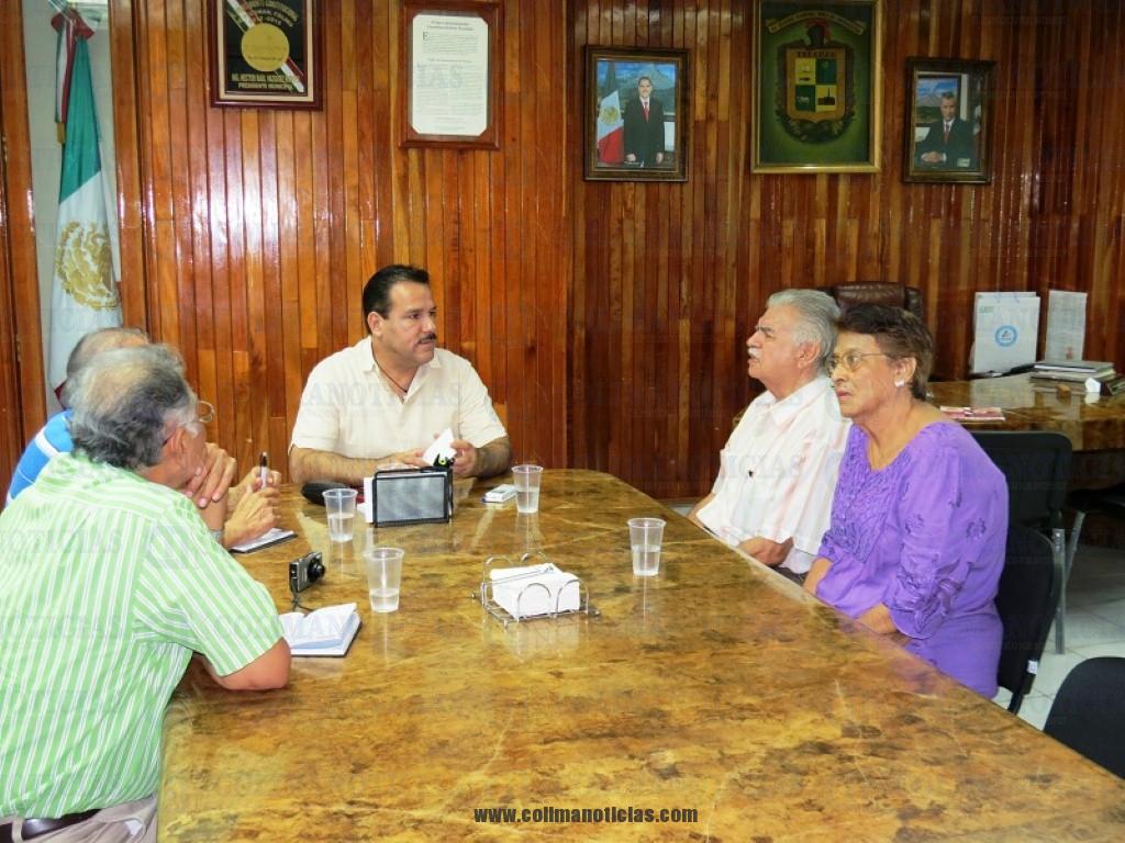 TITO CON PENSIONADOS Y JUBILADOS (Medium)