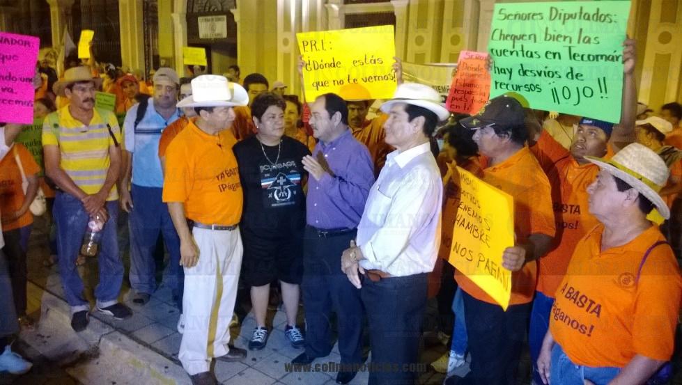 W Marcha sindicalizados tecomán en Colima 17112013 c