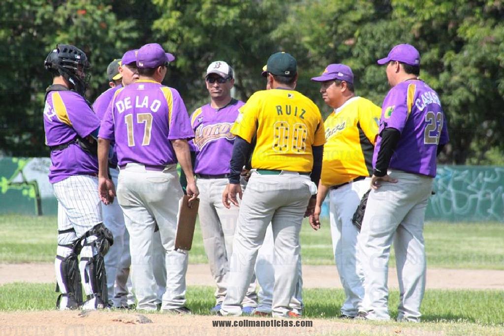 0019.DIC2013_Loros Egresados vs Olivers