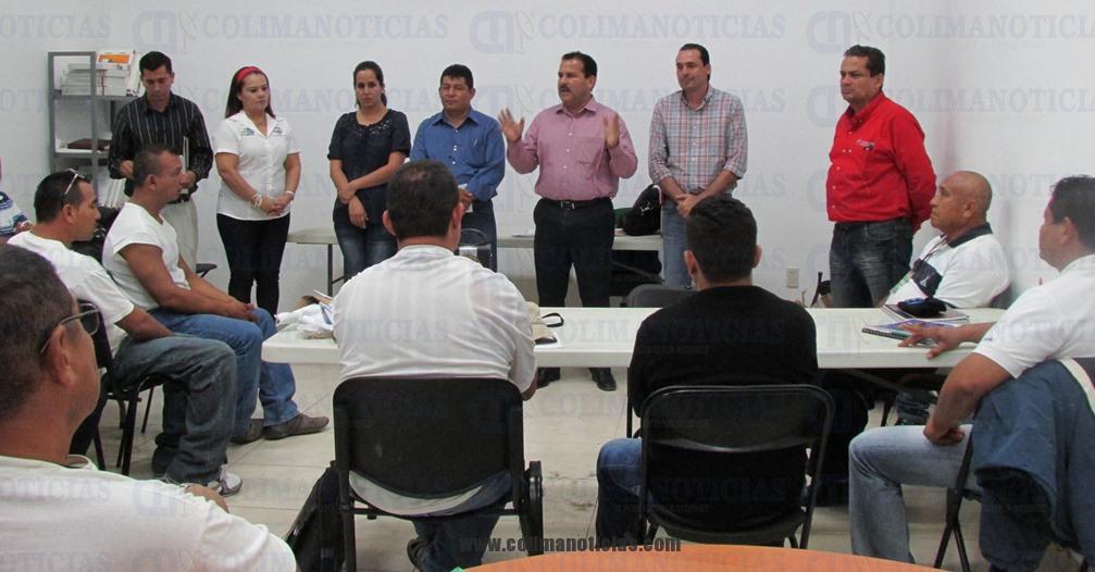 CURSOS DE SEGURIDAD A POLICIAS DE TECOMAN