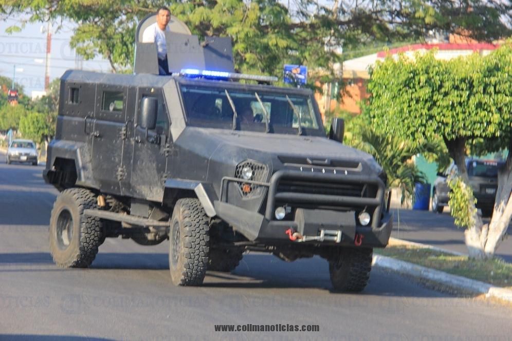 Incorporan vehículo blindado a la vigilancia de las calles de Tecomán