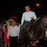 mam devela escultura