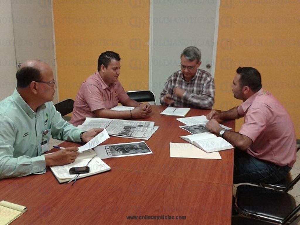 preparativos del carnaval de cuyutlan