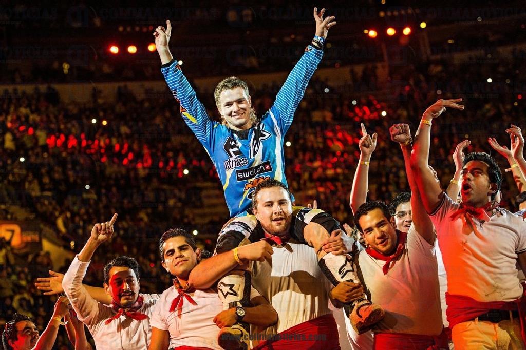 0119.MARZO2014_RED BULL X-FIGHTER MEXICO2014_Levi Sherwood_Ganador