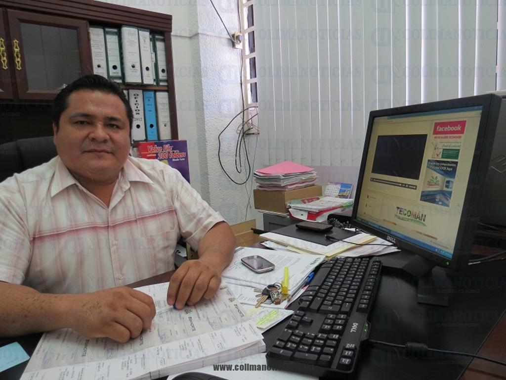 Alejandro Rodríguez tesorero de Tecomán