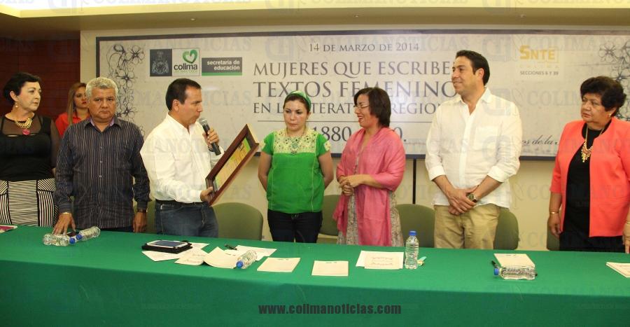 Libro Mujeres que Escriben SE