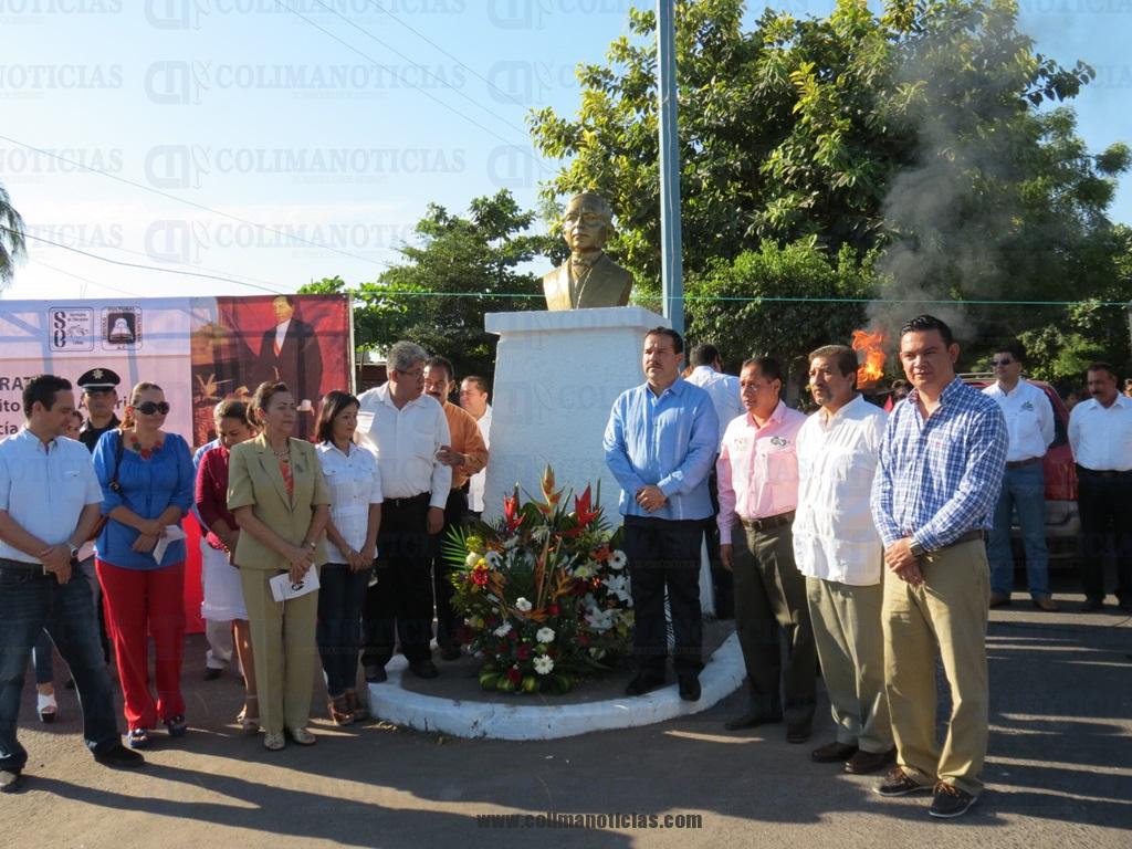 natalicio de benito Juarez en Tecomán