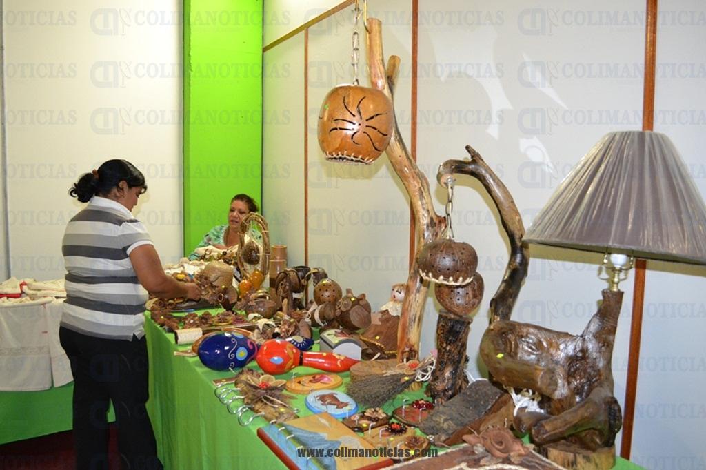 Expoventa Artística y Artesanal