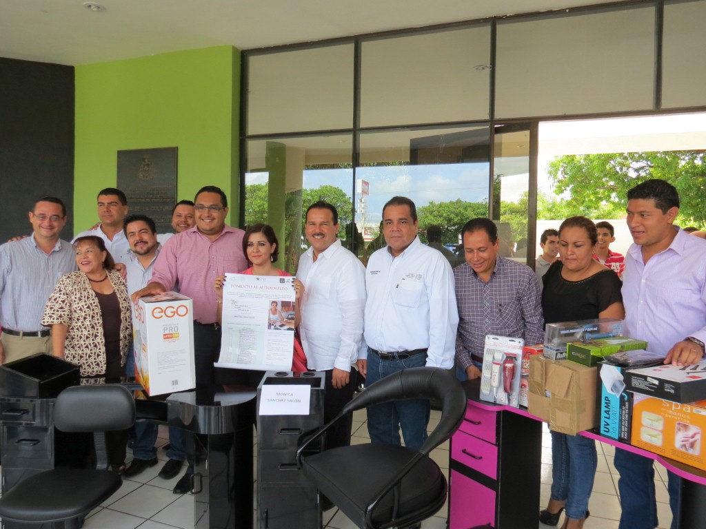 APOYO A ESTETICAS (Medium)