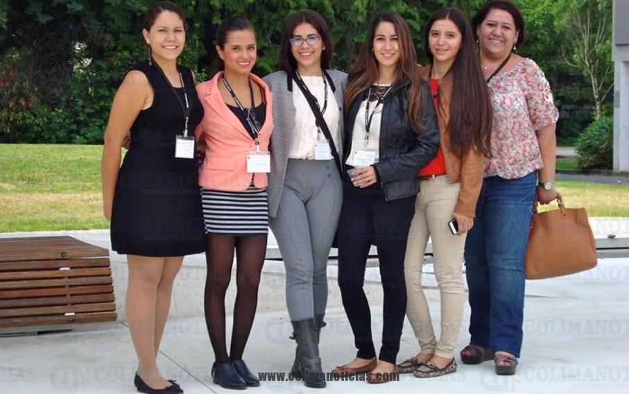 Alumnas FALCOM en congreso Internacional, Canadá (1)