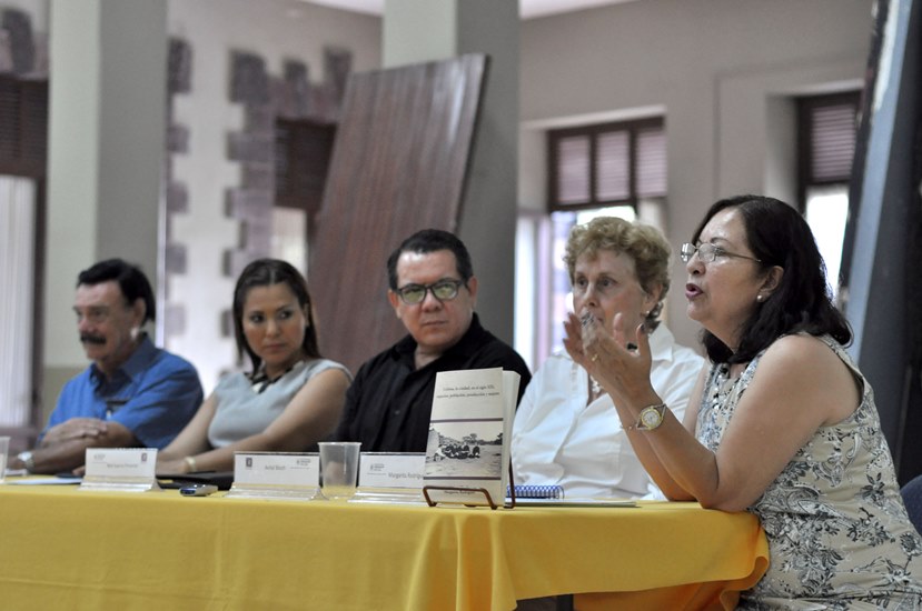 Presentación del libro Colima, la ciudad, en el siglo XIX