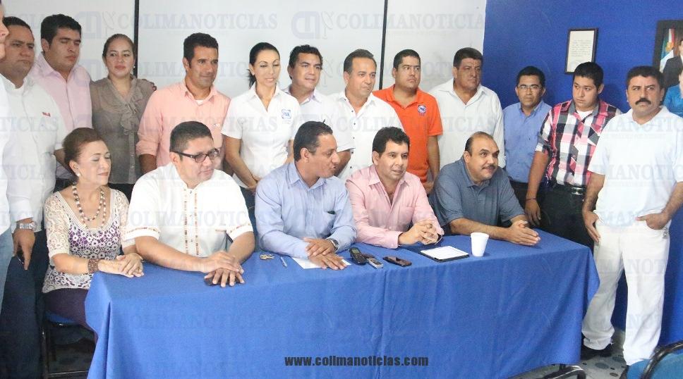 Jesus Fuentes pan en Tecomán