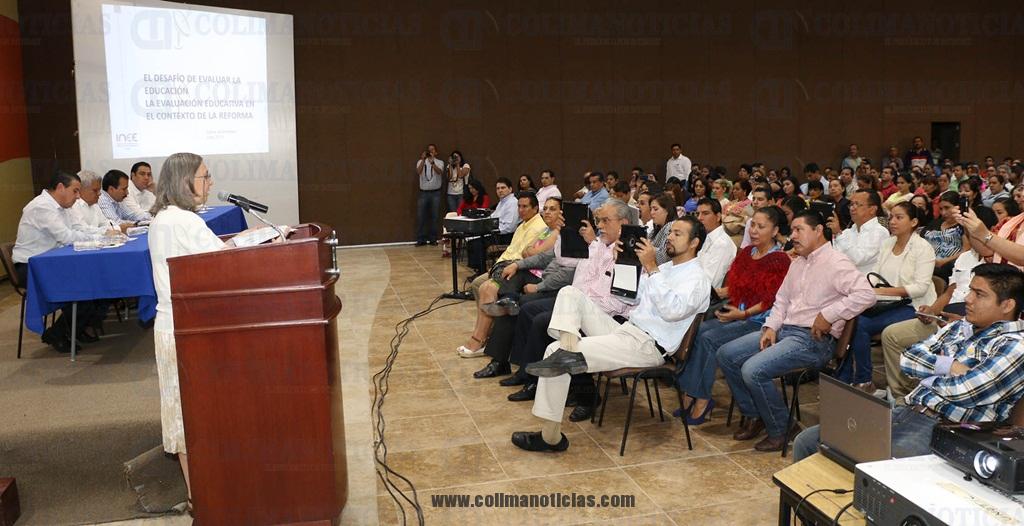 Conferencia de Sylvia Schelkes Directora del INEE
