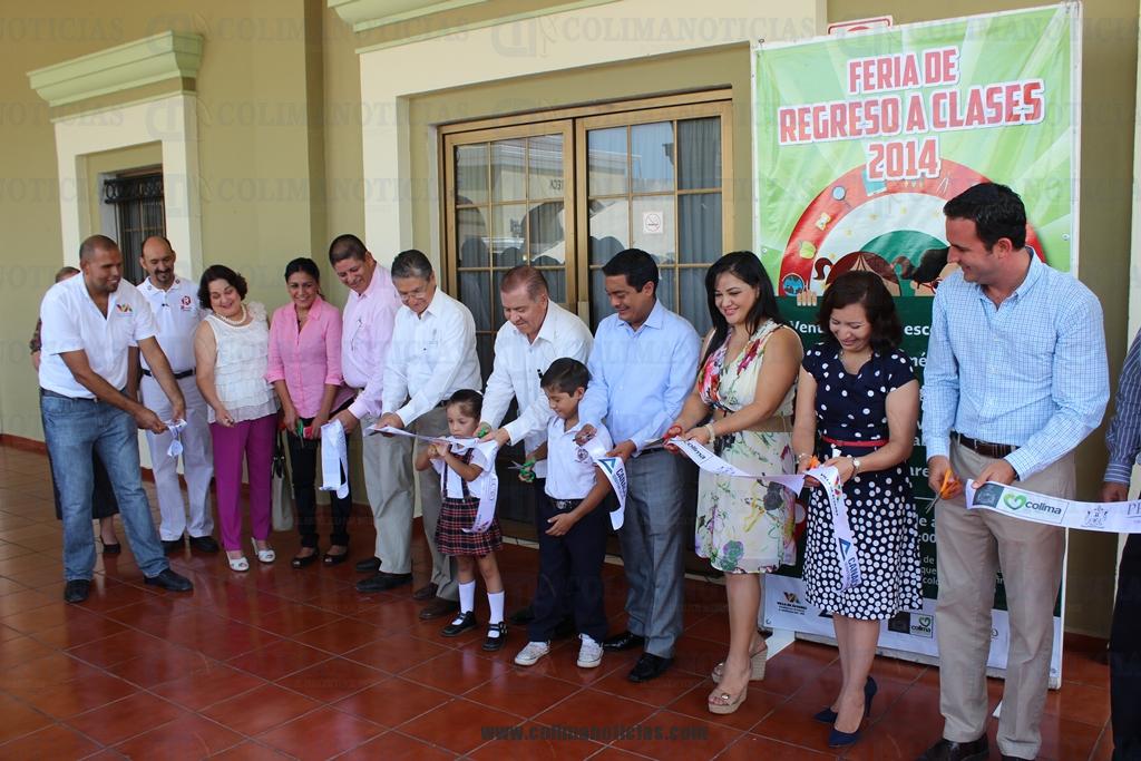 Feria regreso a clases villa