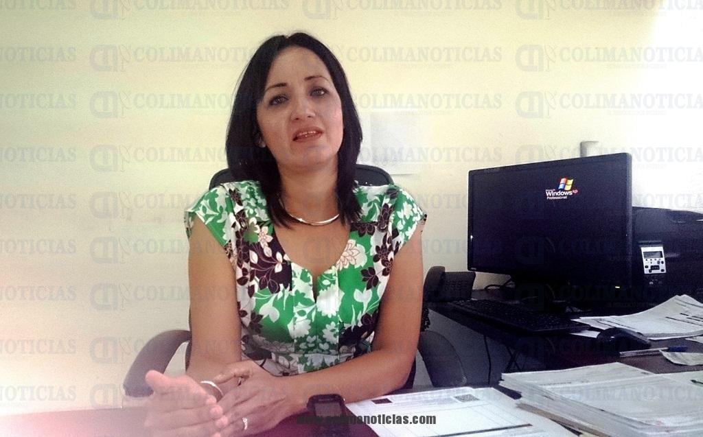 Esperanza Hernandez, directora del DIF Tecom