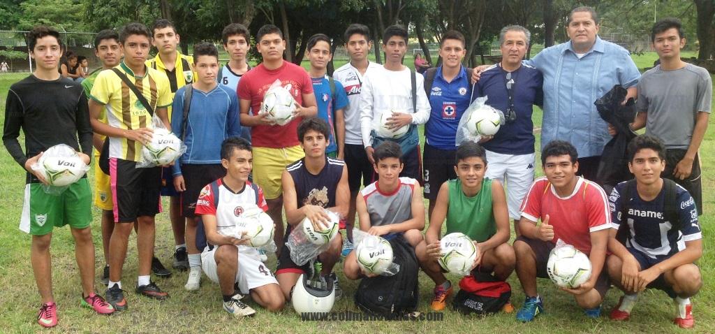 0074_OCTUBRE_UCOL_Entrega de Equipo Deportivo
