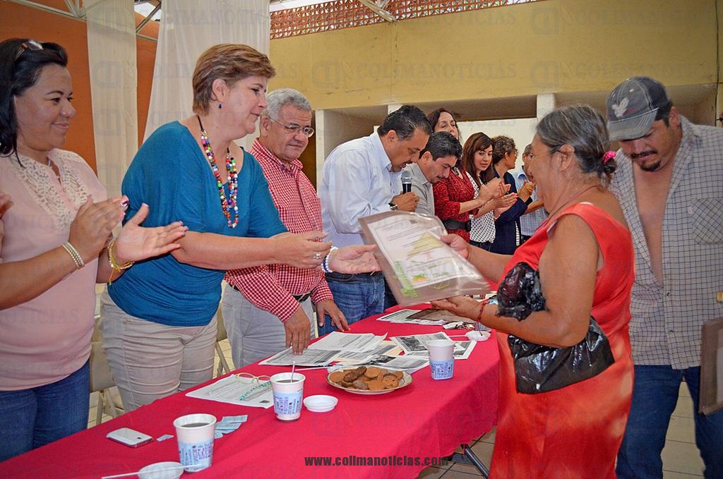 Colocan la primera piedra del comedor comunitario en Quesería