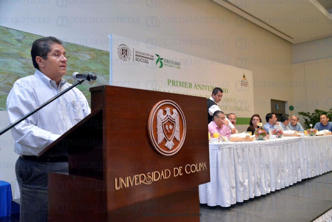 Extra_Desayuno con jubilados y pensionados de la UdeC_b (Medium)