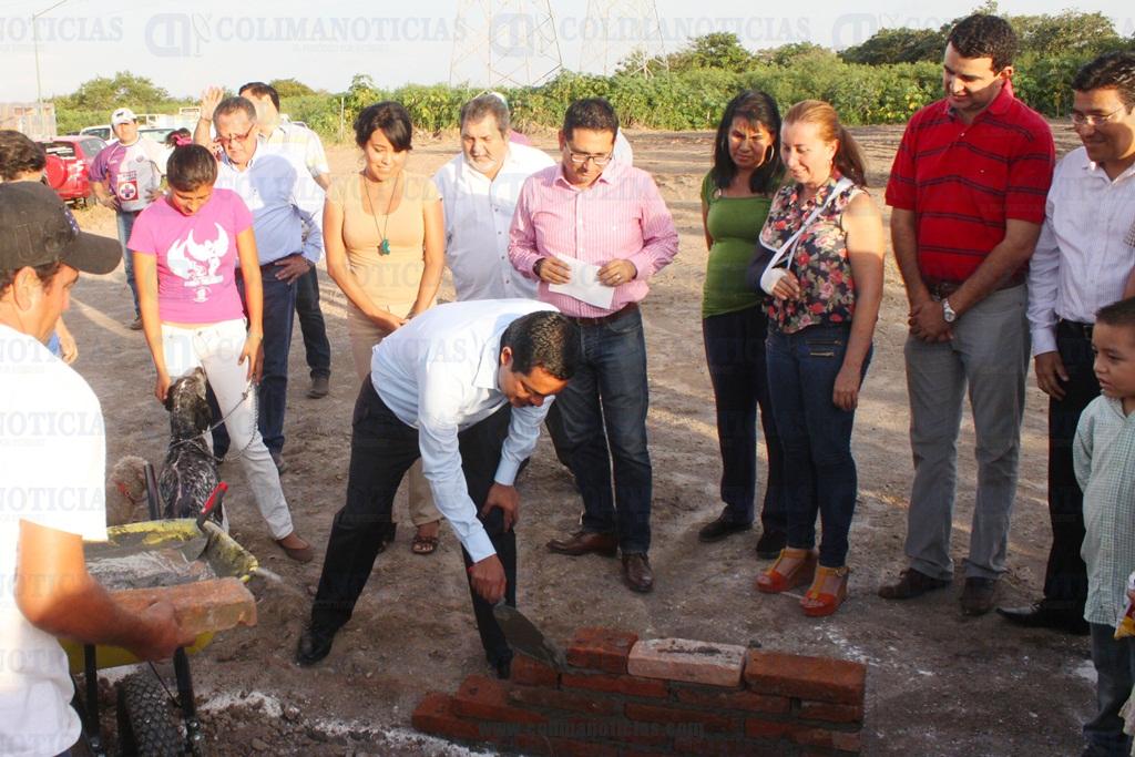 arranca centro mascotas construccion