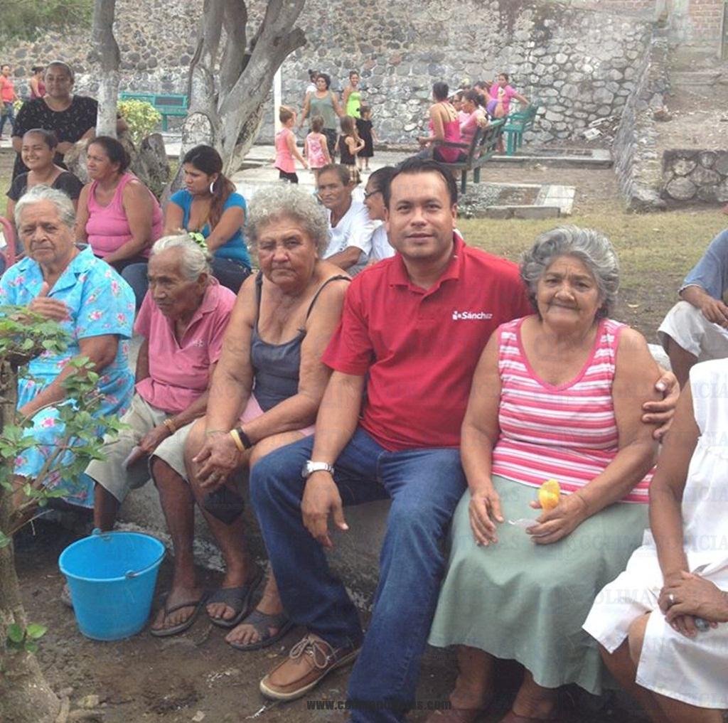 despensas a gente vulnerable en armeria