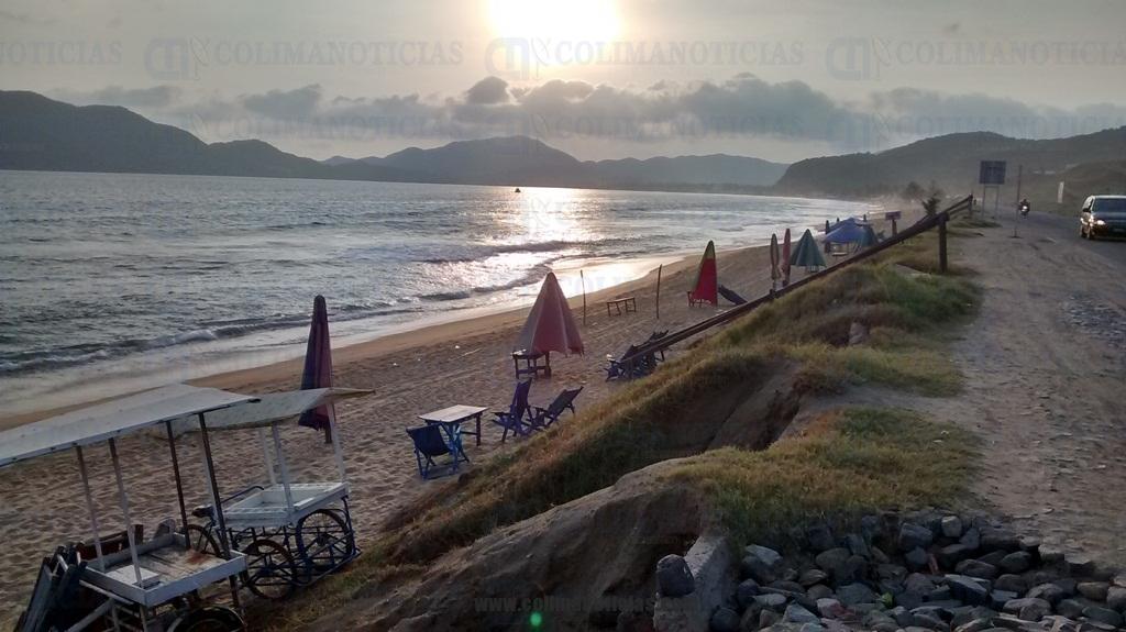 playa atardecer