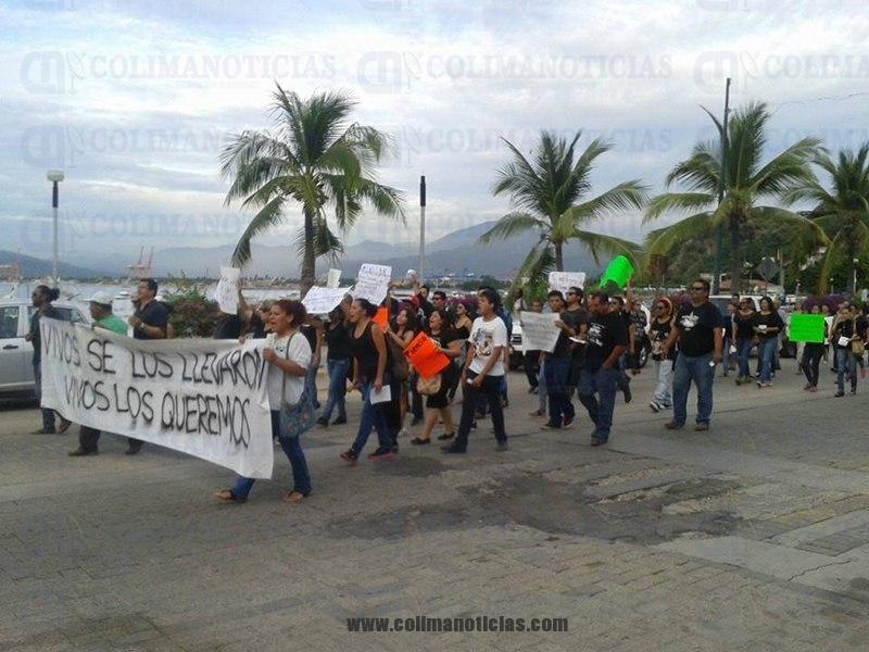 CN MARCHA POR AYOTZINAPA