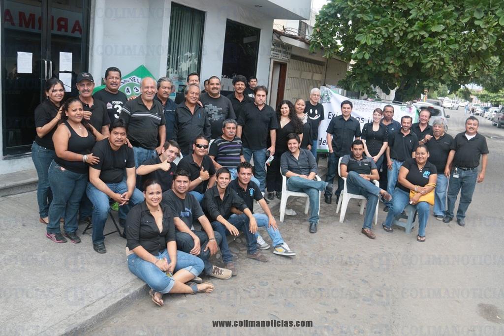 Telefonistas de Tecomán realizan falta colectiva