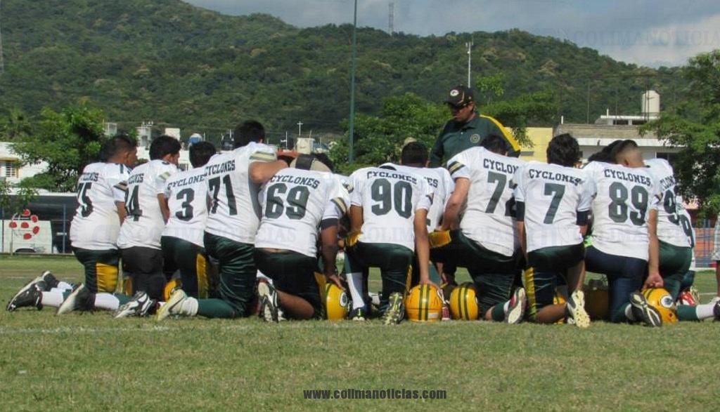 0002.NOV2014_Cyclones de Manzanillo