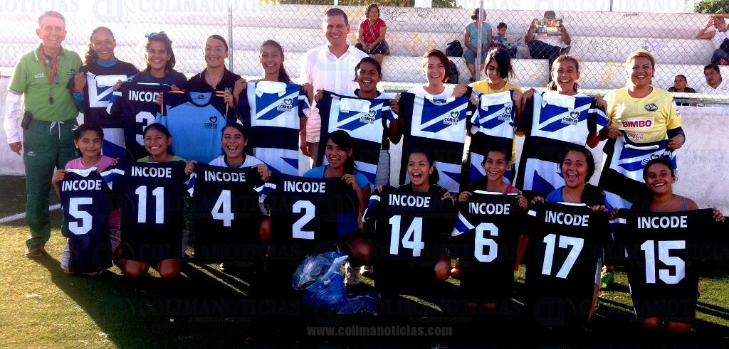 0009.NOV2014_INCODE_Entrega Uniformes Deportivos
