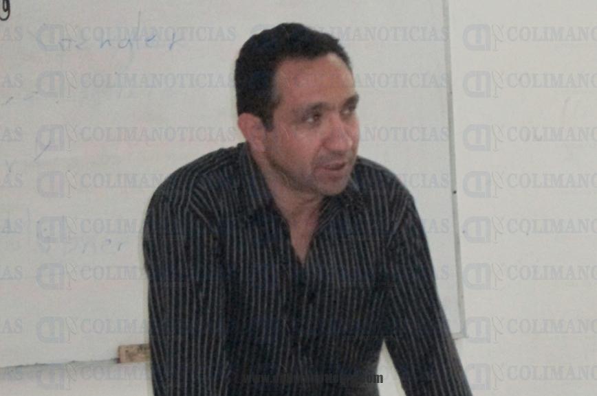 Extra_Investigador Mariano Rodríguez en FALCOM_c