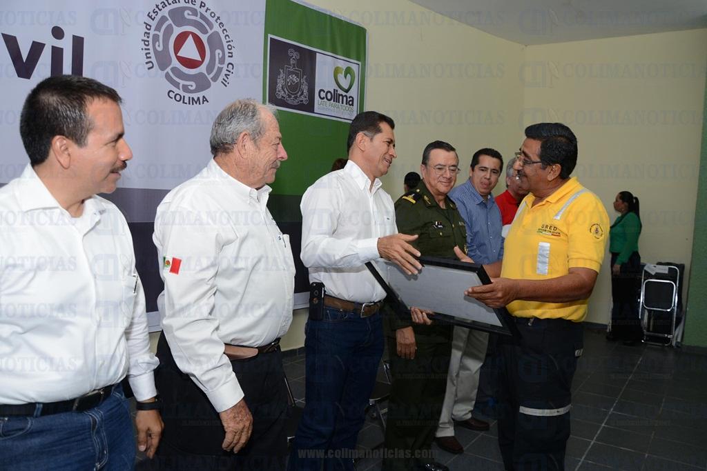 Premia Gobernador cultura de PC en la entidad