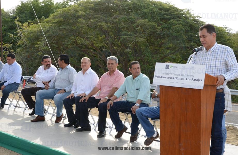 mario anguiano entrega obra