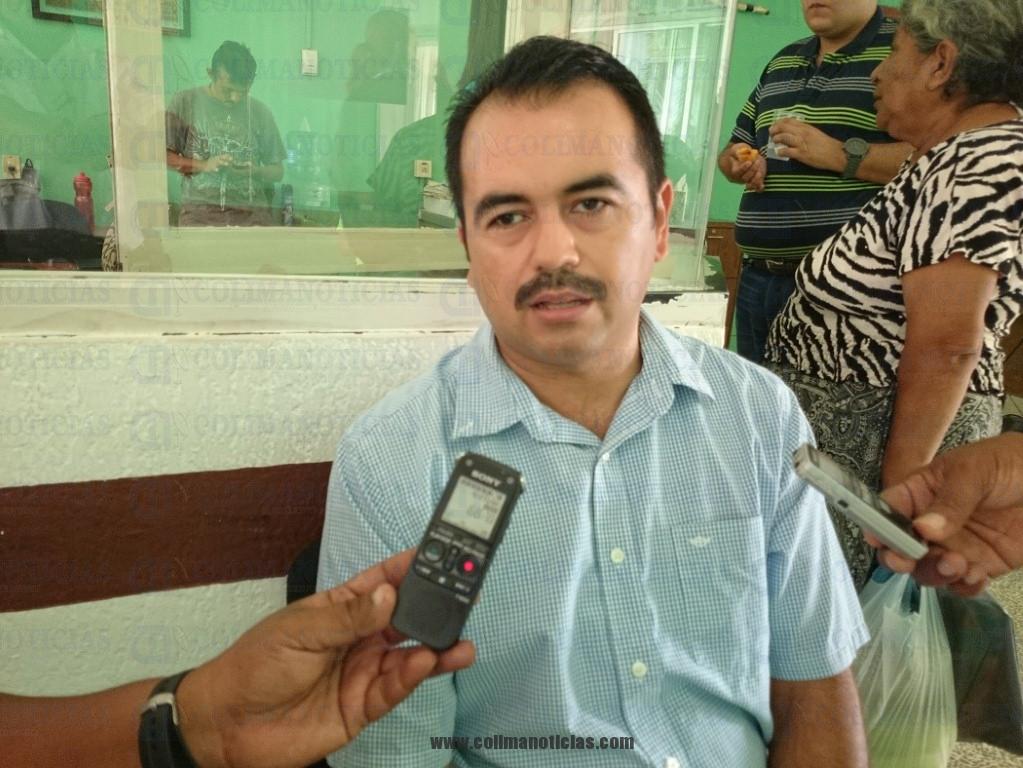 ARMANDO REYNA TAXISTAS (Medium)