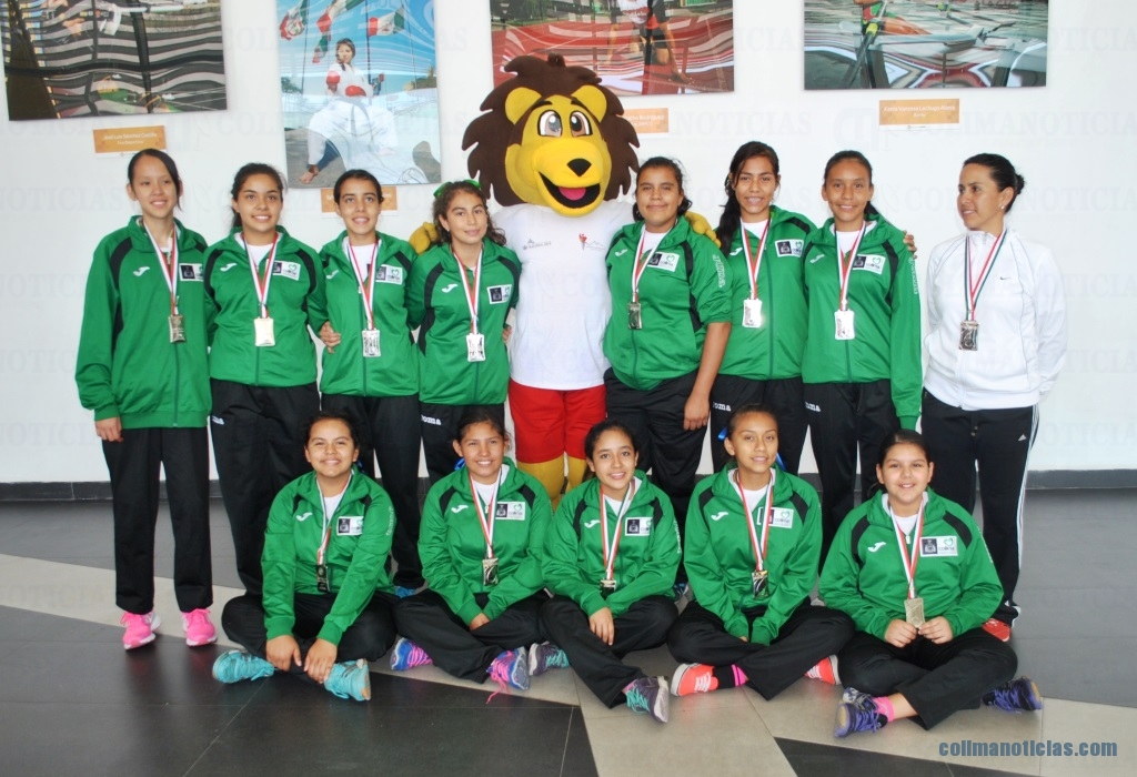 0177_ABRIL2015.ON2015_Hanball Femenil Colima_Plata