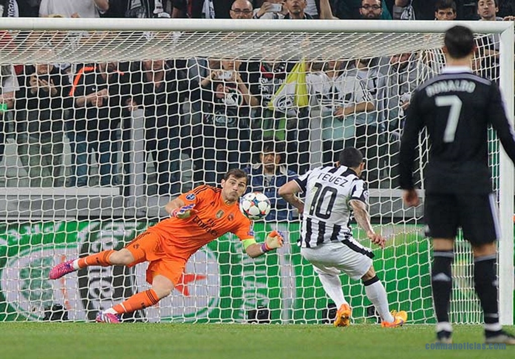 0063.MAYO.2015_CHAMPIONS LEAGUE_Juventus le pega al Real Madrid