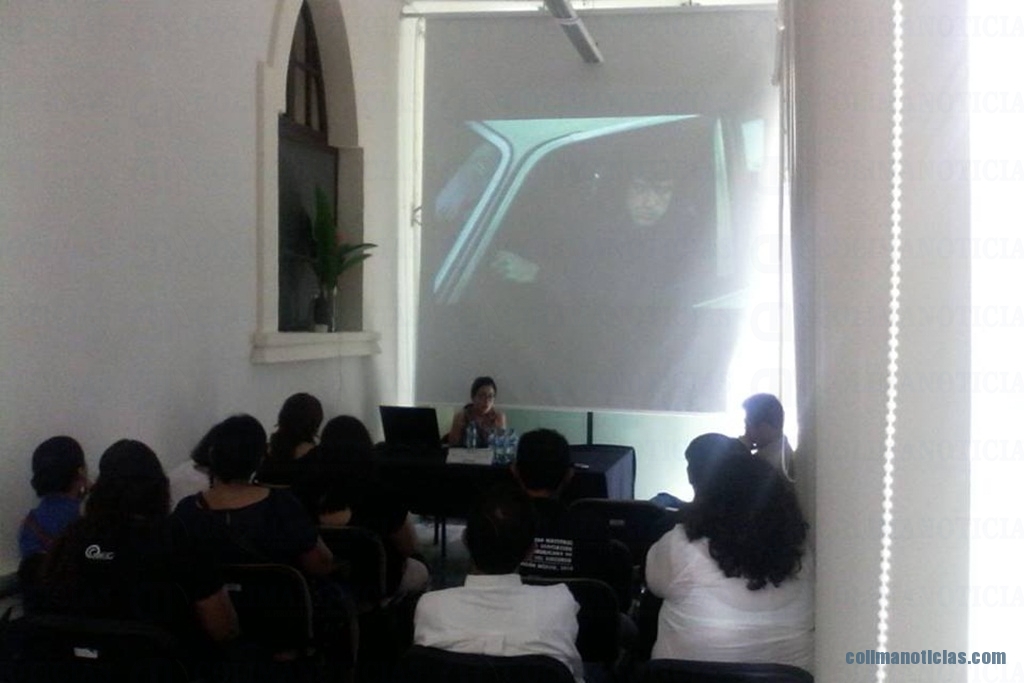 Conferencia de Ma. del Carmen Zamora sobre homoerotismo