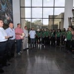0176.JUNIO.2015_UC_Abandera rector a deportistas de la UdeC
