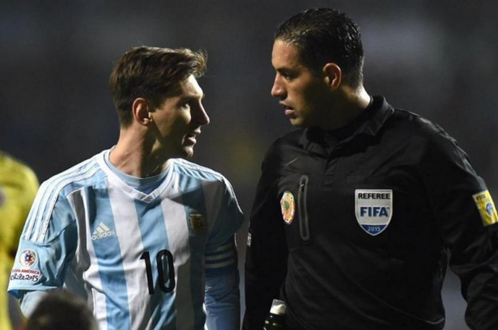 0272.JUNIO.2015_Copa América 2015_Messi y Roberto García